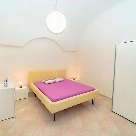 Casa Rione Medievale * Monte SantʼAngelo